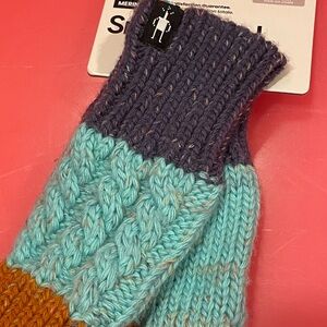 Multicolor Knit Gloves